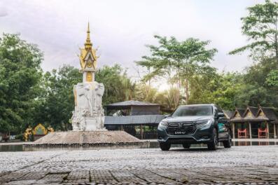|L(fng)Honda UR-V